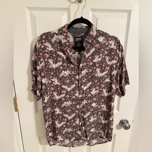 Short-Sleeve Button-Up - Size M - Brand Super Massive